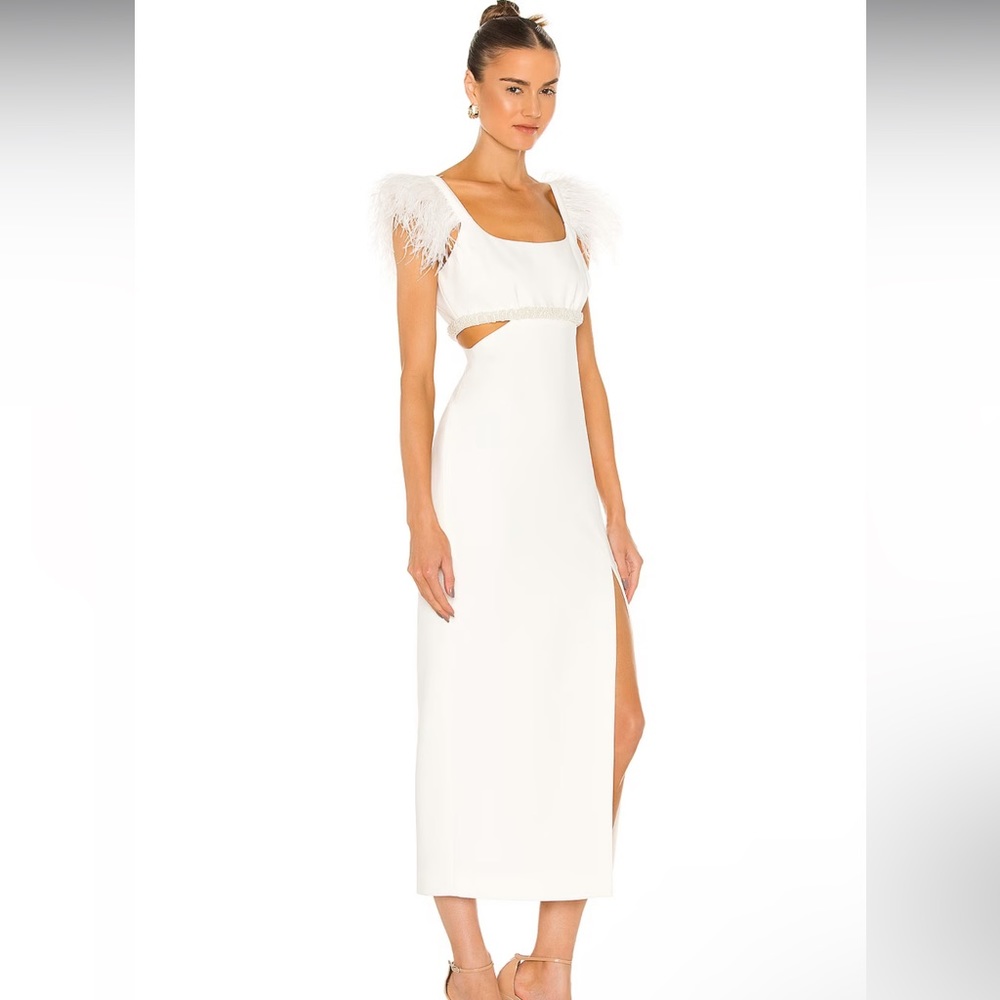 Taliah Gown in White - Picture 2 of 6